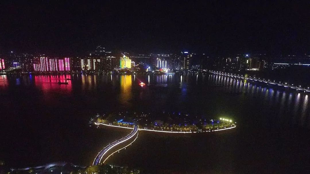 打造具有清远风格的桥梁夜景