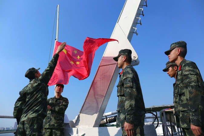 英姿飒爽!中国海警局直属第三局举行海上