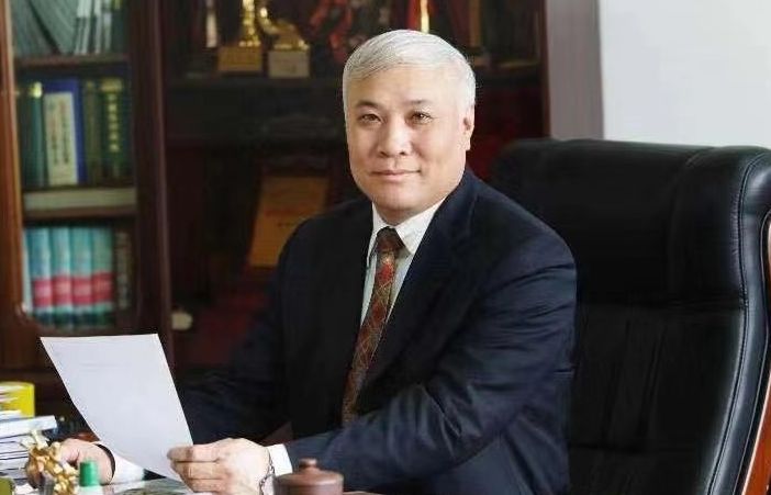 欧亚集团董事长 曹和平
