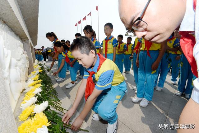 烈士纪念日 牡丹区第二实验小学学生接受革命传统教育