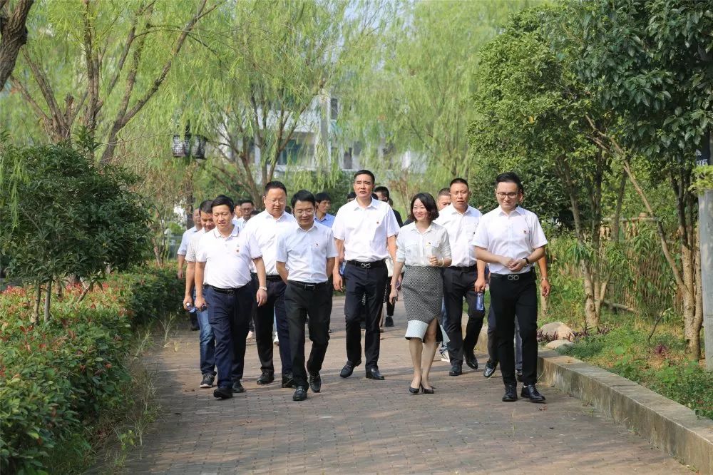 广西灵山县劳氏总人口_广西灵山县图片(3)