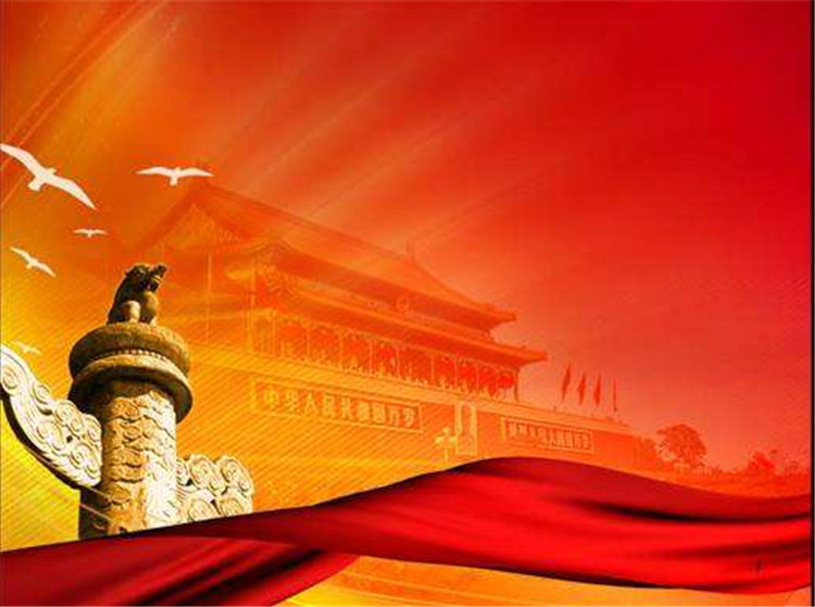 五星红旗飘起来!青岛雷霆改灯祝祖国母亲生日