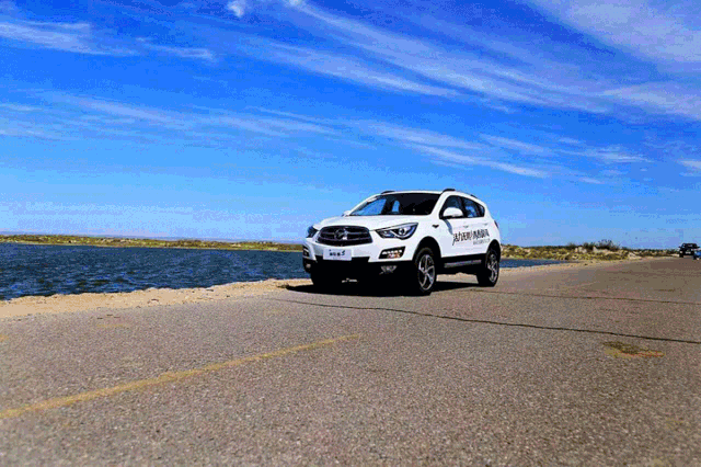 suv 汽车 640_426 gif 动态图 动图