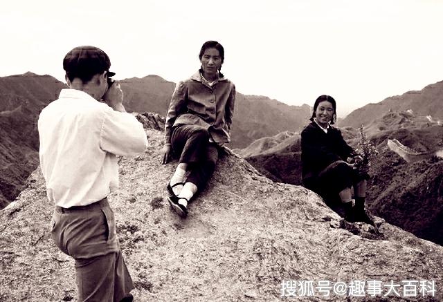 80年代的农村办白事的大锅饭,简陋的电影售票窗口