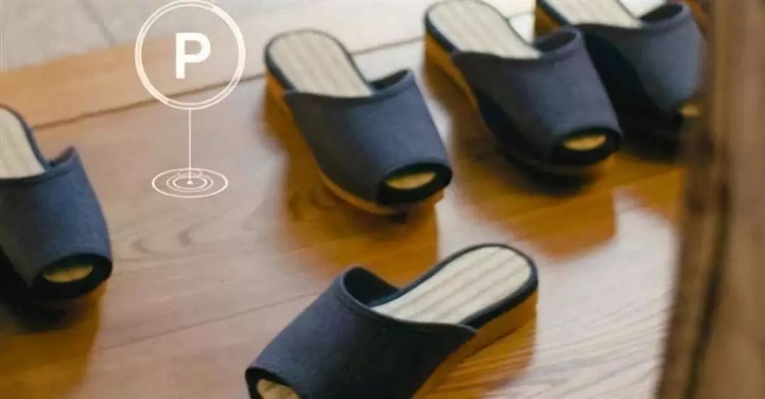 拖鞋是怎么搞的 af69ee2542ac41cc83b5796a41a545ba.jpeg