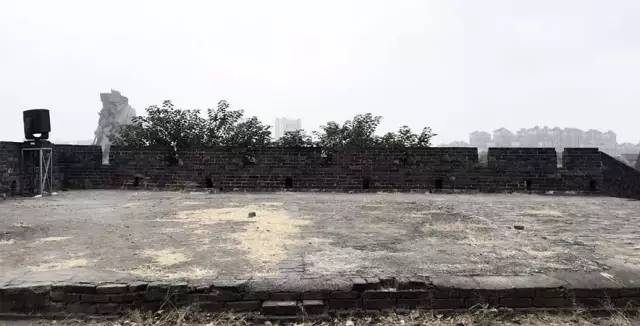 乾隆朝的经济总量_乾隆岁朝行乐图(3)