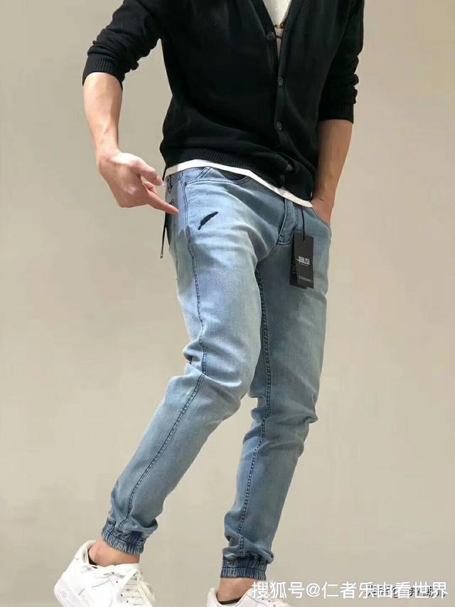 质量比较好的牛仔裤品牌男 be67b6bf741f40ae93070a7699b41eb7.jpeg