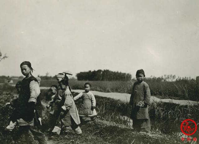 清末老照片:110年前的农民生活,到处都是土味