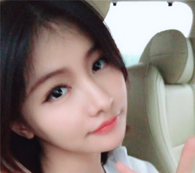 小智的本人照片曝光 dce0afac126e47c185f6539444bd5214.jpeg