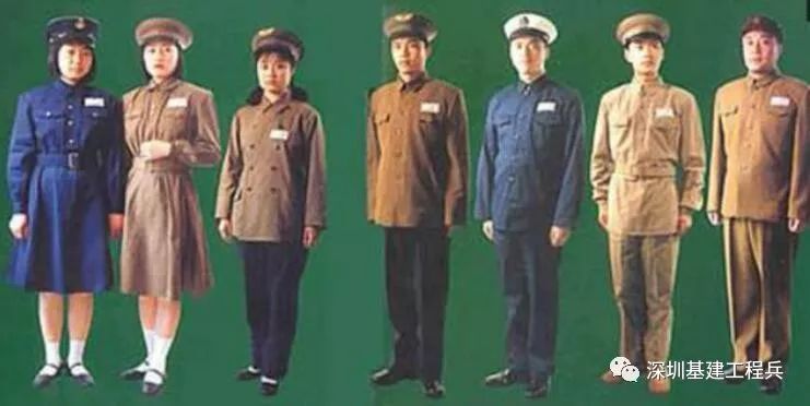 1955年,中国人民解放军实行军衔制,全军从当年10月1日开始,着新式军衔