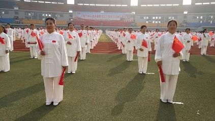 展示老年体育人情怀各级老体协举办国庆活动