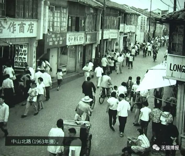 进入了时空隧道的感觉 墙上的这些老照片 绝对是很多老无锡珍贵的记忆