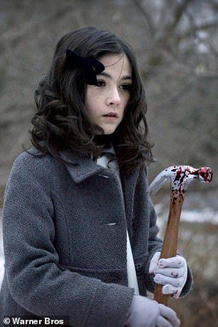 恐怖!现实版孤儿怨?!成年女人伪装6岁小萝莉