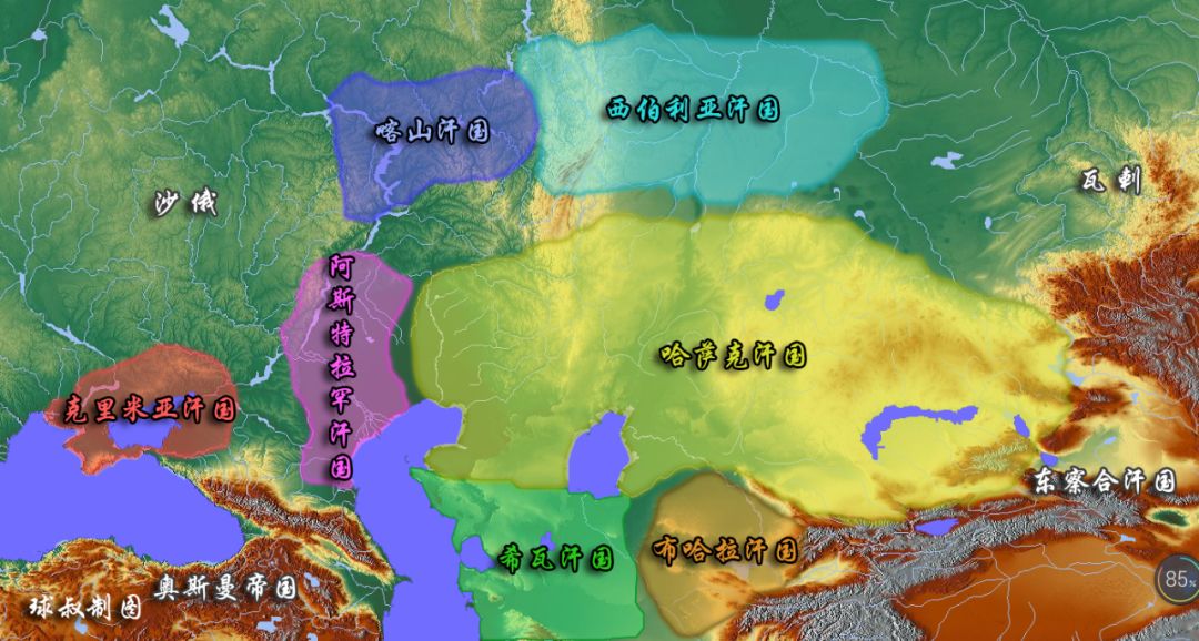 察合台后裔则坚守着南疆这最后一块故地,南俄草原上的金帐汗国分裂为