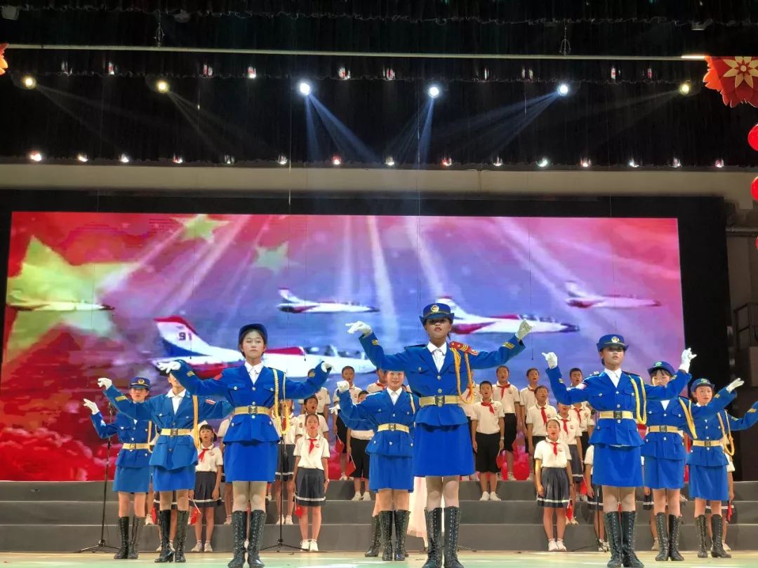 我爱你中国原唱版儿童 11b458553a4f45bf9b6e57b567c9d44c.jpeg