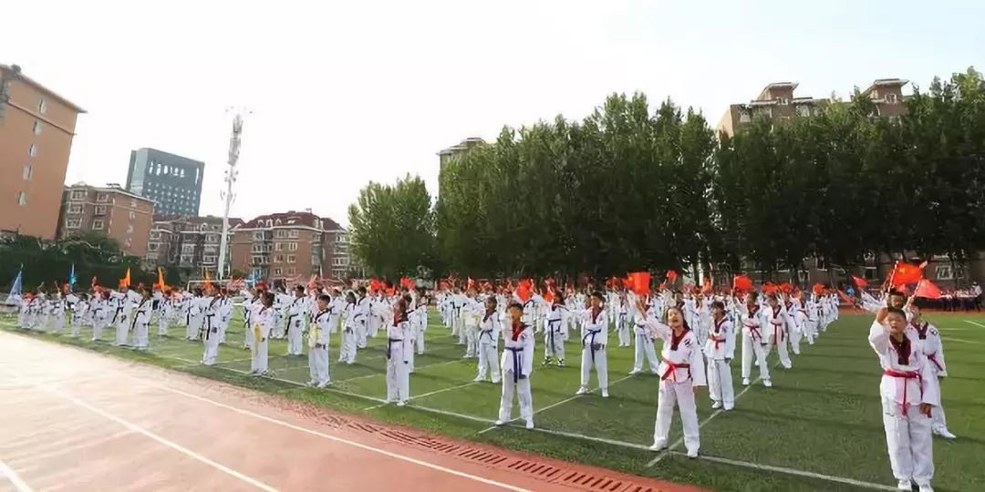 1d85500adc8e4e45a2aea447de2d18f3.jpeg