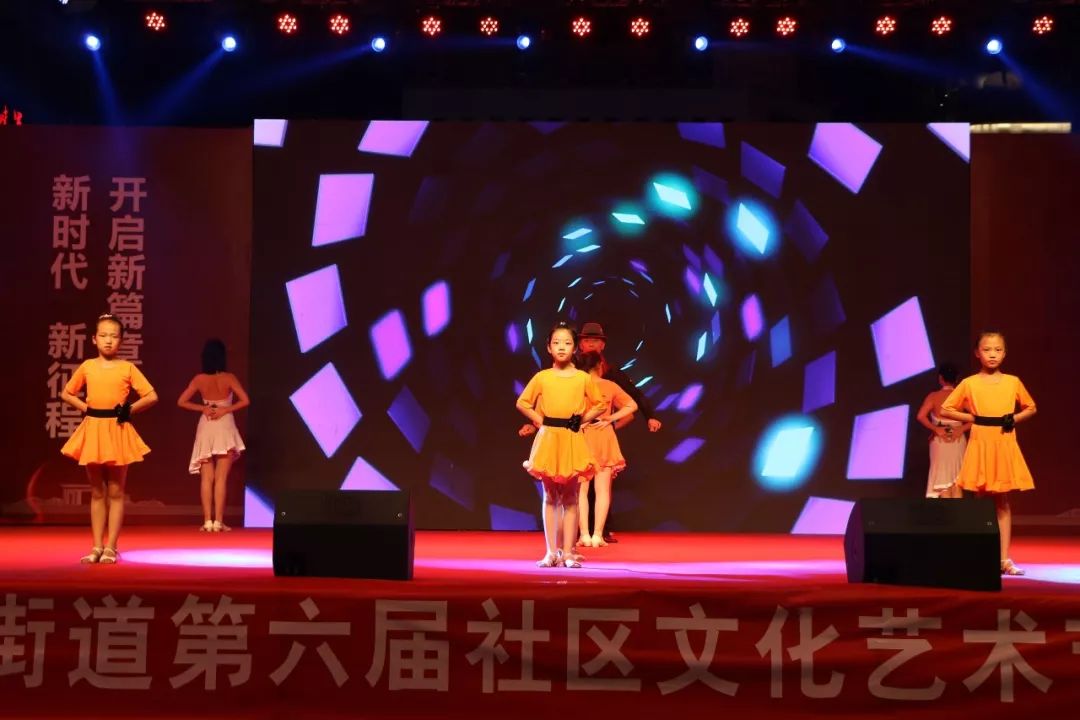 最近很火的生日仪式视频 1ea636d9160640e8a679612c841d8e76.jpeg