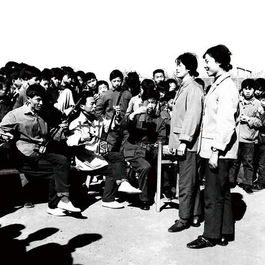 1978年,锦丰公社文艺宣传队头场演出