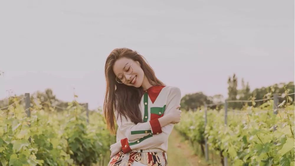 拍照怎样好看一些 49275eab634f4abc8e09e95c05ecdd34.jpeg