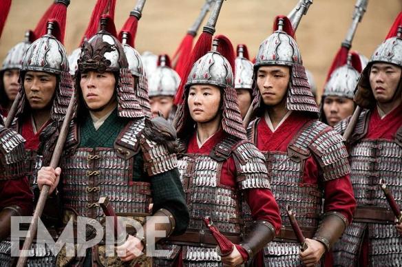 《帝国》杂志曝《花木兰》新剧照 神仙姐姐盔甲出镜