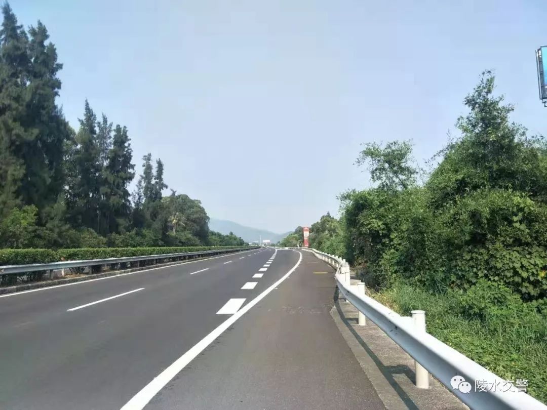 g98高速公路拥堵造成追尾路段主要集中在172km十800m(海口往三亚方向)