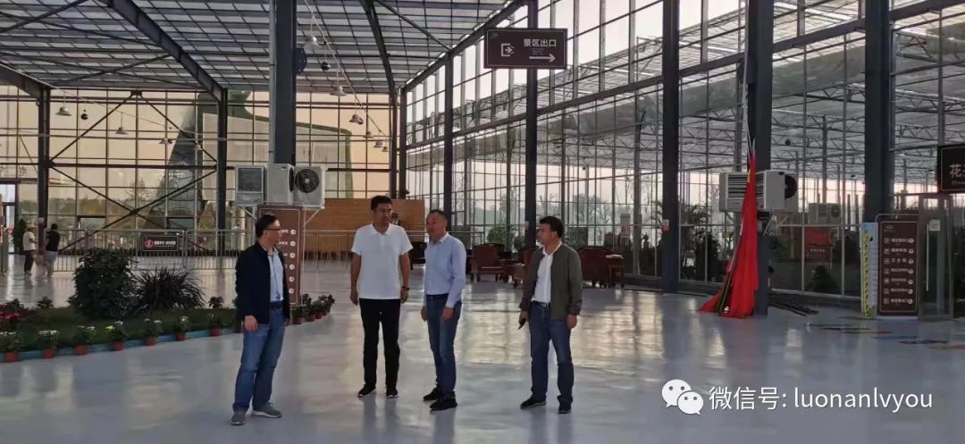 县委常委,政府副县长支朝奇一行深入各景区检查节前安全工作