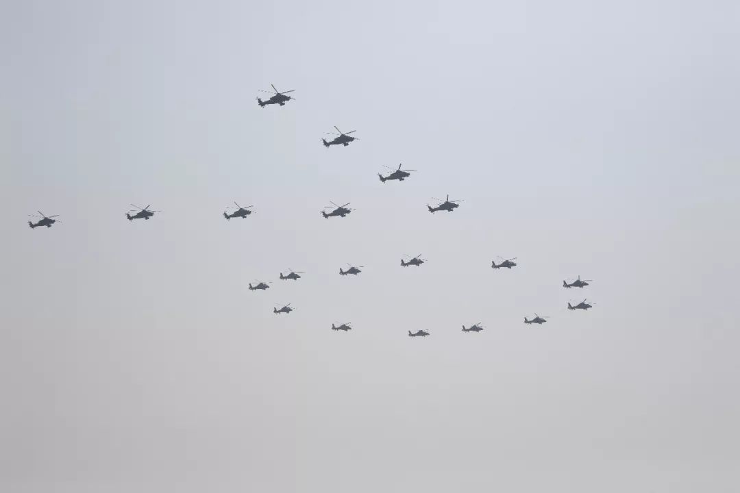 威武!大阅兵视频+高清图来了!