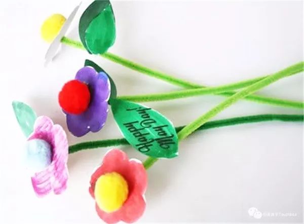 怎么做小花朵扭扭棒 d5c1d36f62324c4bb30f7327b7a30e67.jpeg