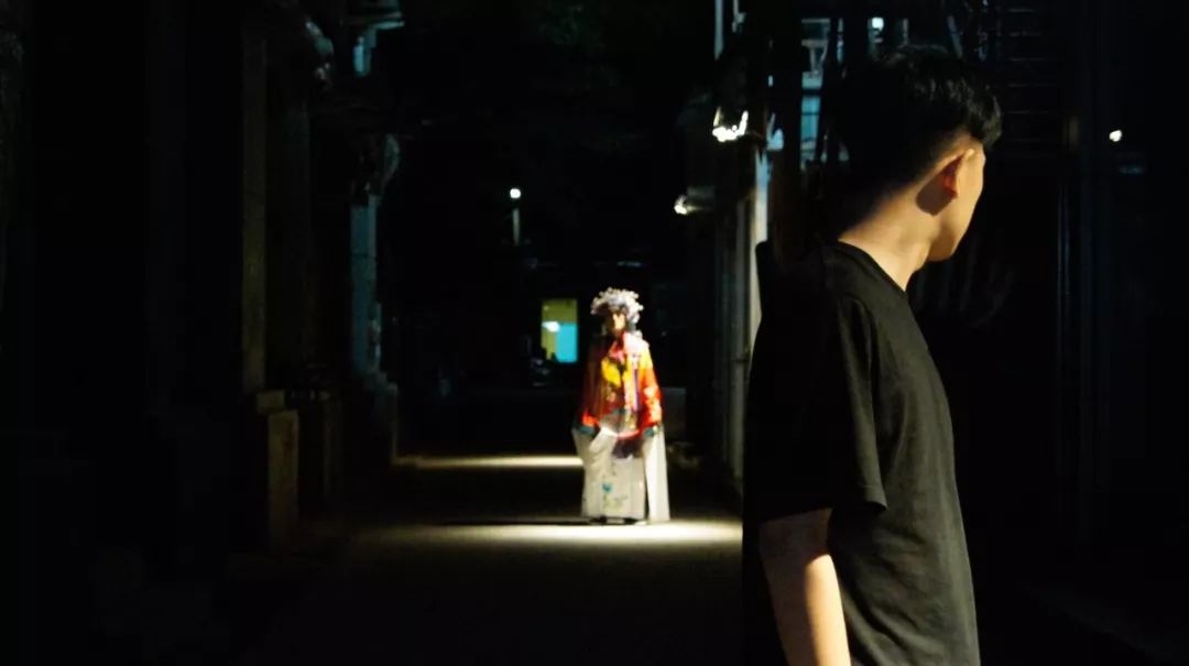 悬疑短剧中的脑洞大开之旅，悬疑短剧，脑洞大开的推理之旅