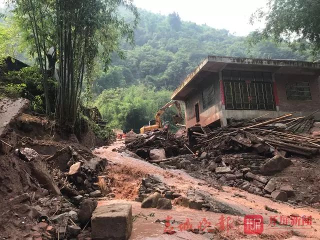 盐津镇人口_盐津普洱镇街上图片(3)