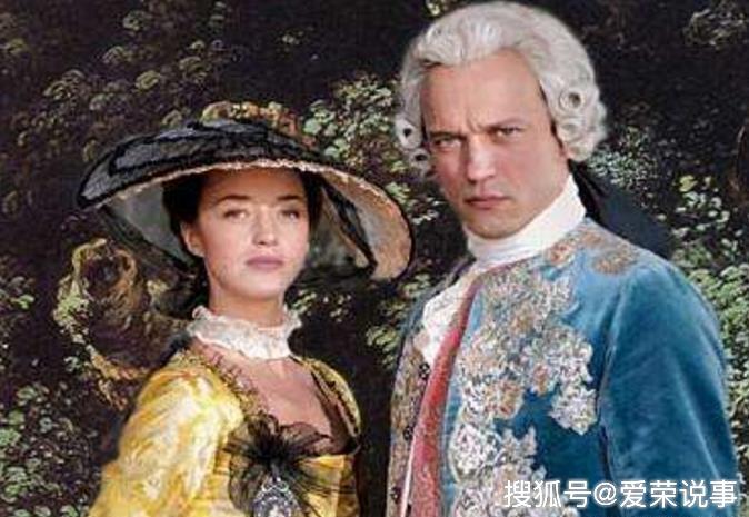 泰国国王几个老婆排行榜 2271c3fdbdd2457eb5305184dc807083.jpeg