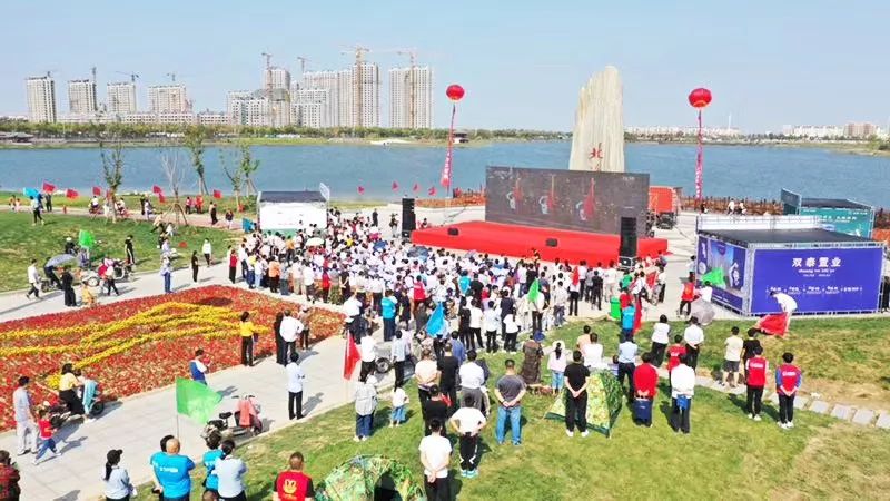 30多家房产商在北海公园亮相!现场还有军事展和真人cs_滨州