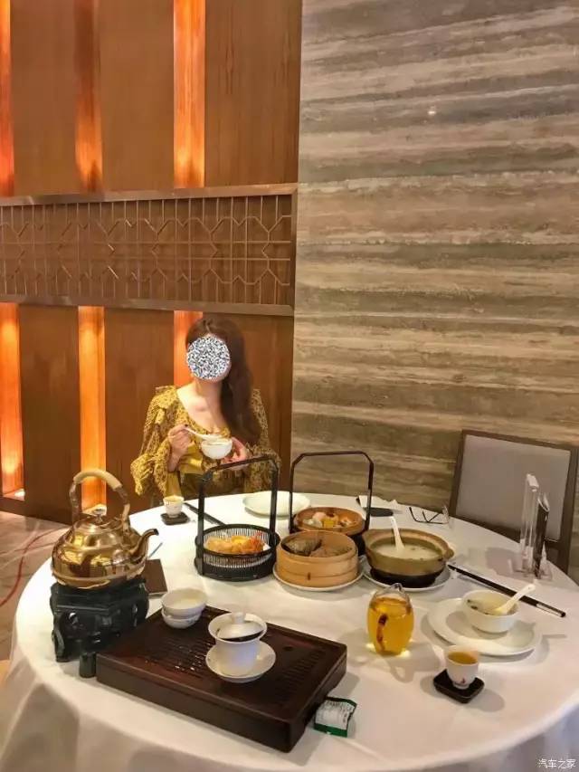 白天鹅宾馆早茶人均_白天鹅宾馆(2)
