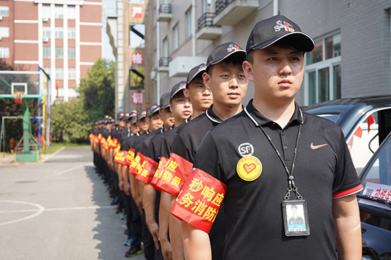 西城40名顺丰小哥变身义务消防员，遇火情“秒响应”！
