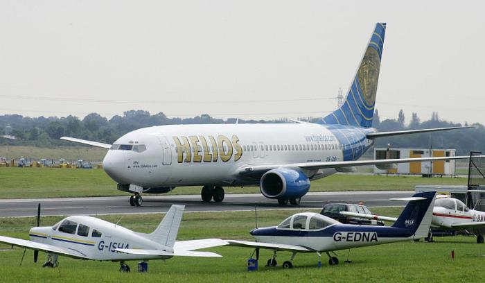 还原:《中国机长》提及的幽灵航班事件,飞机自