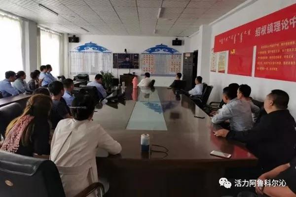 绍根镇人口_人口普查(2)
