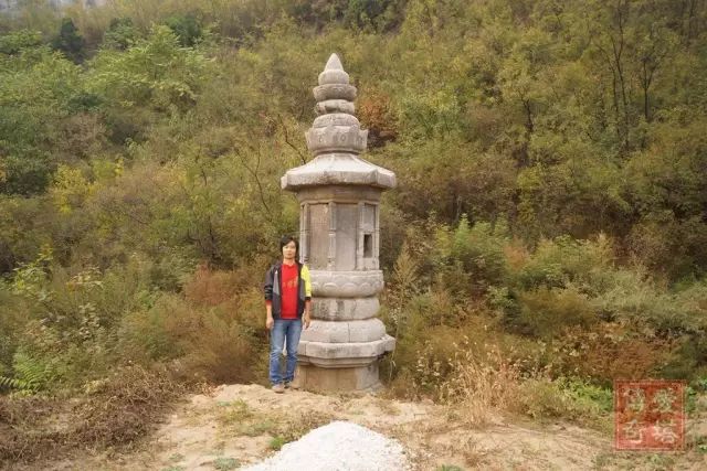 河北赞皇治平寺石塔,唐天宝十二年(753年),塔身八角形