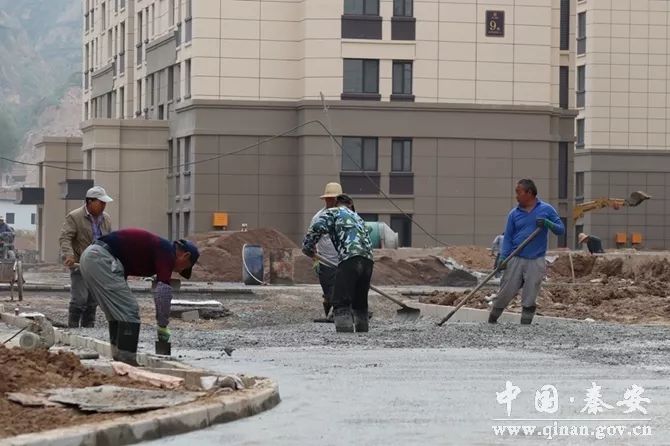 秦安郑川新城高楼大厦崛起