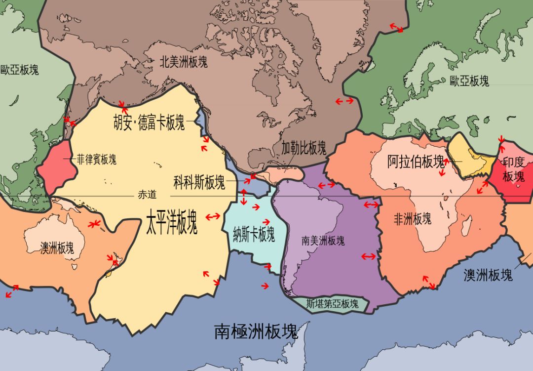 南美板块受到下面的纳斯卡板块的俯冲,地壳局部受力,岩石急剧变形,大