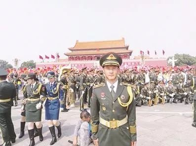 骄傲这些驻漳部队官兵漳州人出现在国庆阅兵式现场