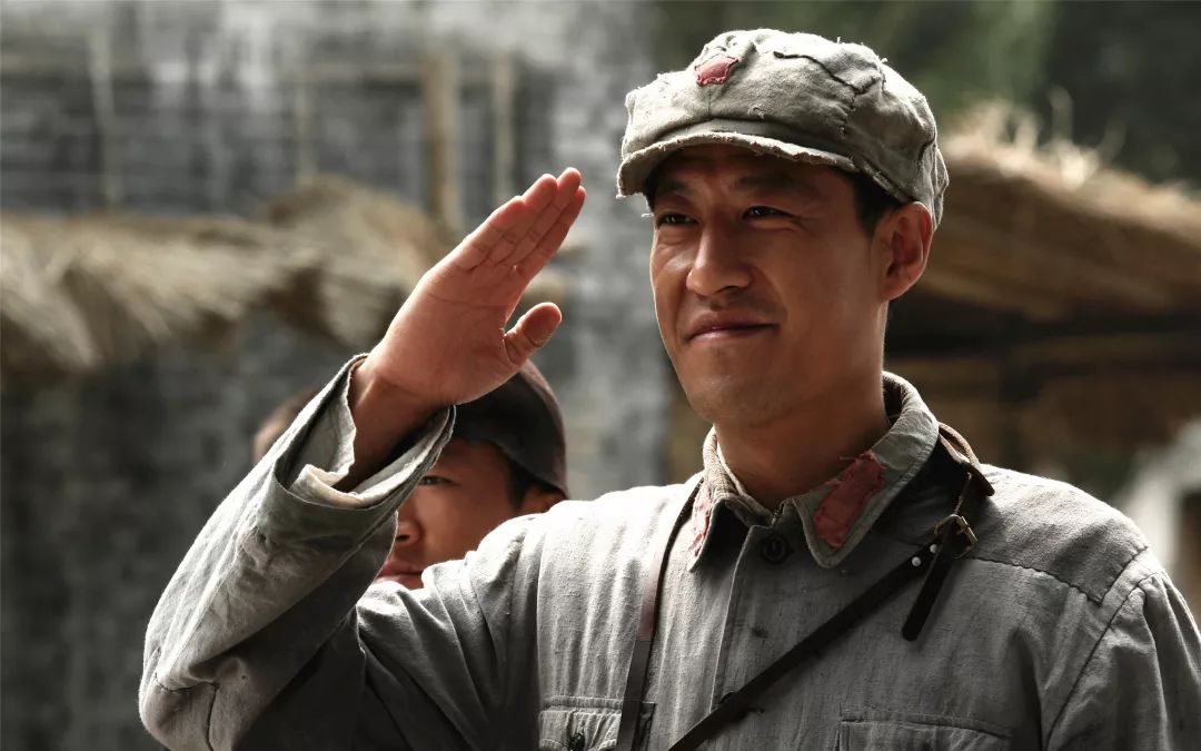 于震,辛柏青领衔《中国兄弟连》,今晚19点热血来袭!