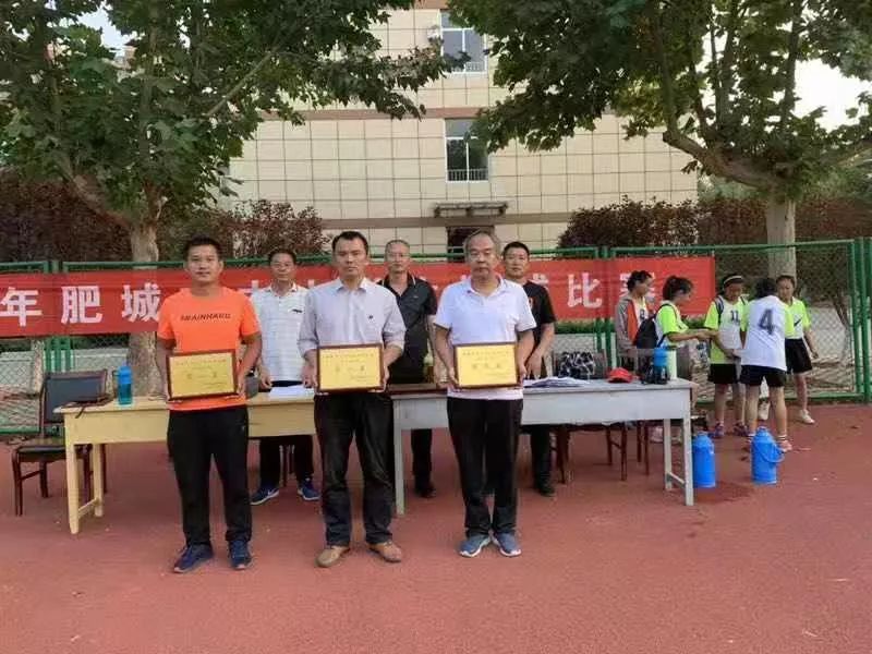 2019年肥城市中小学生排球比赛在肥城市龙山中学仪阳校区如期举行