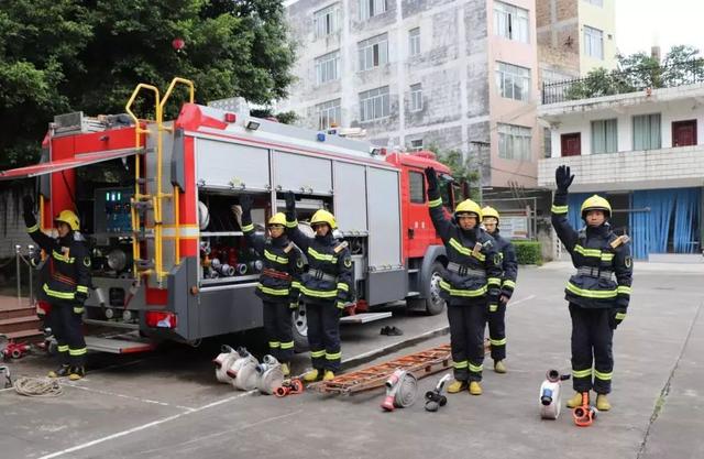 国庆我在岗有一种精神叫杨科璋