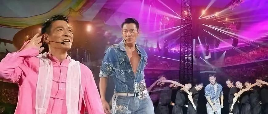 刘德华吉隆坡中秋演唱会,刷爆了马来西亚华人朋友圈!