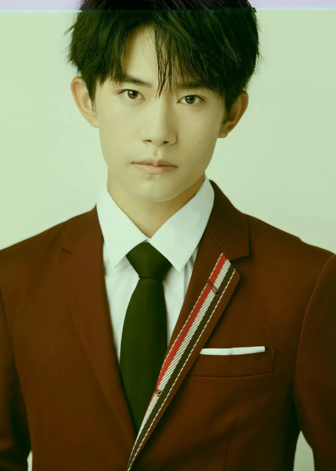 易烊千玺的微博粉丝多少 8e771f6684ad4c70addc88c311d3bfd1.jpeg