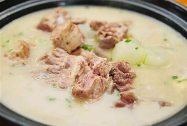 什么炖羊肉是最合适的 ad2f658d9cb0446a8005d406874883df.png