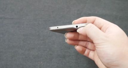 如何连上别人的耳机 d4004a7dbf0f4931aa86ead19827fd1c.jpeg