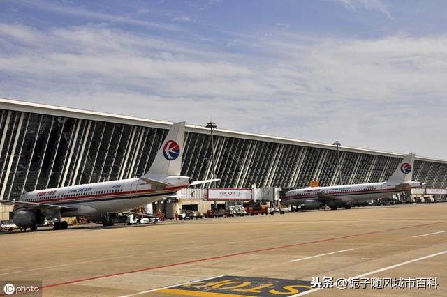 上海浦东国际机场,位于中国上海市