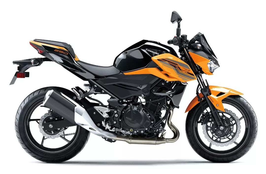 klx125 平台的水冷单汽缸高性能发动机,是欧洲市场逐步淘汰两冲程 50