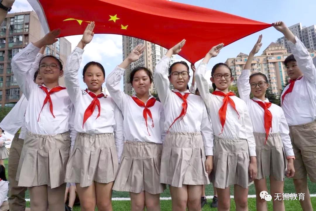 无锡校园,红了!